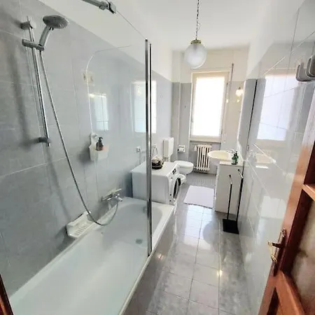 Ed Eleganza Riva Apartment Meina