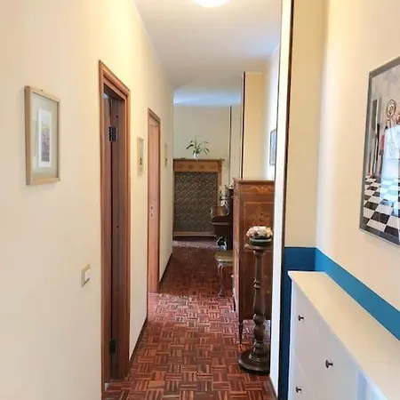Ed Eleganza Riva Apartment *